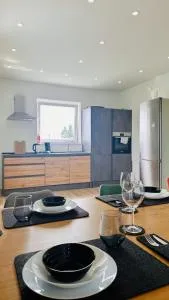 AMAO-Obsidian I 120qm I Elegantes Business- & Familienapartment I 3 Schlafzimmer & Meeting Room - 施瓦瑙