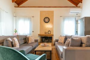 Private Pool Retreat - Georgias Garden Oasis