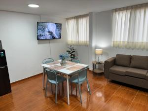 Bello depa San Miguel 3 camas 2 tv smart terraza