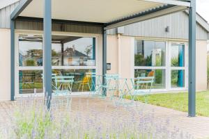 Hotels Kyriad Direct Tours Sud - Chambray Les Tours : photos des chambres