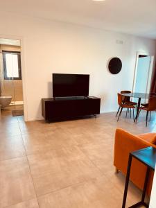 Marisabella Suite 6 - 8