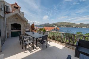Lavanda Residence with Heated Pool Trogir Split