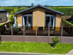 Lodge 18 - The Pines