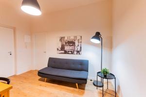 GuestHost - Pescara Colli Modern Apartment with Courtyard