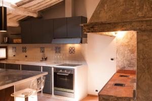 TORRE DEI LAMBERTINI WINDOWS ON PIAZZA DEL CAMPO - Residenza depoca