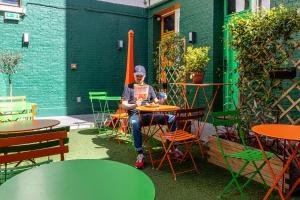 Hotels Hotel Alpha Paris Eiffel by Patrick Hayat : photos des chambres