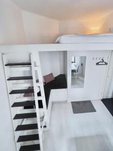 Dainty Central Apartment Helsinki