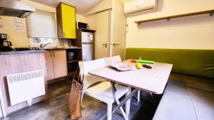 Campings Camping de la Vallee Heureuse : photos des chambres