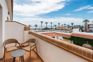 Double or Twin Room with  Side Sea view room in Hotel Tarik
