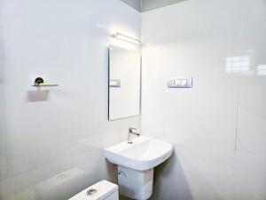 Villa Espoir By Alchemy Homes