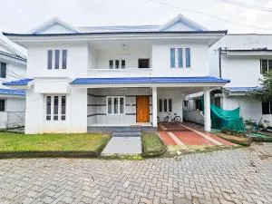 Villa Espoir By Alchemy Homes - Edappalli