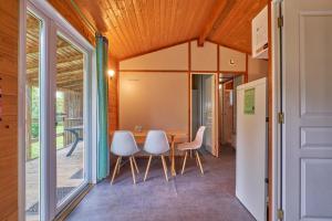 Chalets Chalet 5 personnes 302 : photos des chambres