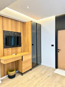 Deluxe Triple Room with Jacuzzi room in Hotel Restaurant Joni