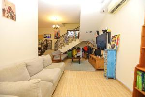 The Villa Hostel - By Lunar