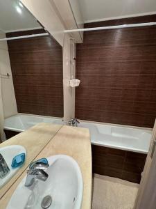 Апартамент с изглед към морето в Ла Мер