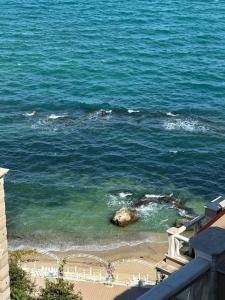 Апартамент с изглед към морето в Ла Мер