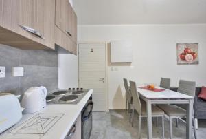 Central Two Bedroom Apartment