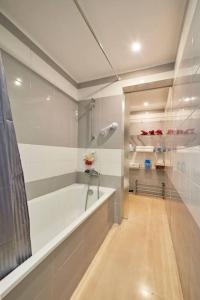 Modern apartment with garage and pool