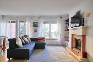 Modern apartment with garage and pool