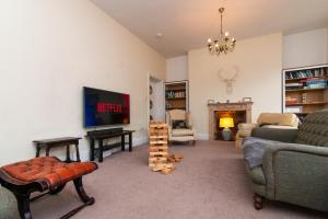 4 Bedroom Maisonette in Central Matlock with River Views