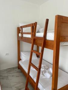 Ambelas Guest Rooms 4