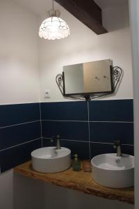 B&B / Chambres d'hotes Les Chambres d-Emma : photos des chambres