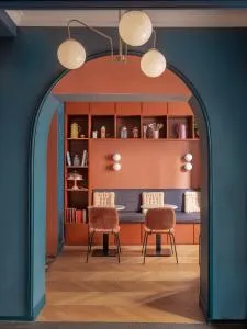 Hôtel Biskui - 克利希