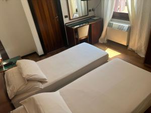 Twin Room room in Hotel Daunia