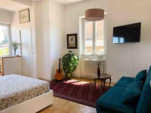 Lovely Panoramic Studio