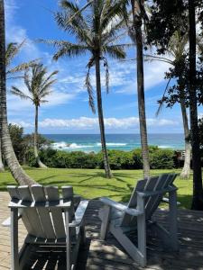 Palm Sands Beach House - 22 sleeper