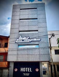 Hotel Los Ángeles - Ubytování bez kategorie ve městě Bello