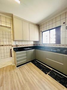 APARTAMENTO EM MEIA PRAIA ITAPEMA 3 QUARTOs