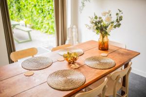 Superb 90m2 Apartment with Garden - KS8A