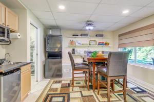 Cozy Jonesboro Studio w Patio ~ 22 Mi to Atlanta!