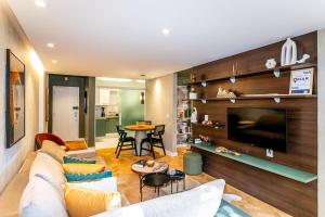 Recém decorado 2Qts a 150m da Praia | GC 50101