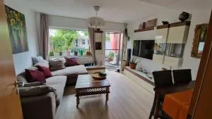 Haus mit Garten, 20 min. zum Dom&Messe (Bus/Bahn) - Cologne