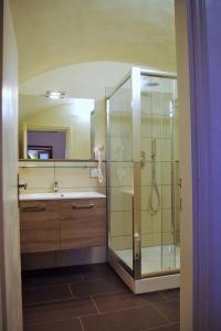 hu Norcenni Girasole village