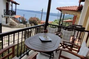 Sea and mountain view cosy house - 皮加迪卡