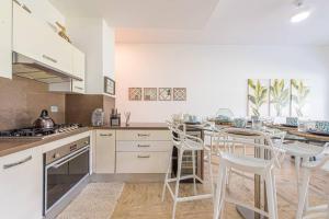 Spectacular 3 bedrooms beach front at playa bonita aquamarine building #104