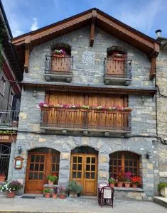 Apartamentos Casa Español - Oto