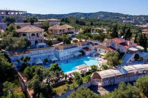 Pacos Resort Holiday Flats