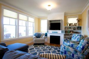 Beach Mode by Seabrook Hospitality