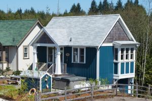 Flotsam House by Seabrook Hospitality