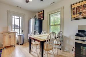 Cozy Elkhart Lake Apartment Walk to Town and Dining