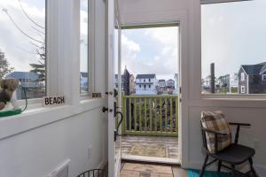 Ruff Seas by Seabrook Hospitality