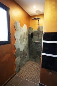 Villas Villa spacieuse et elegante en campagne a Fontvieille offrant sauna : photos des chambres