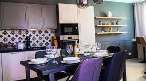 Heated Pool Penthouse with Stunning Views