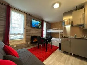 Le Chaleureux Cocon Rouge - Ercé