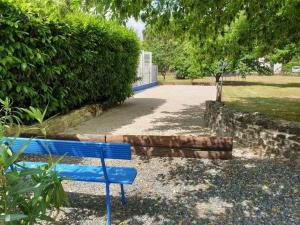 Maisons de vacances Maison de charme a Meursac avec piscine : photos des chambres