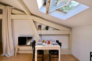 Nid de Line - Hostal Naou - Wifi-Netflix